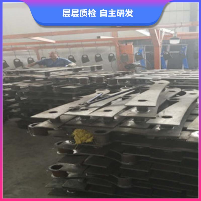 防撞立柱桥梁不锈钢复合管护栏价格透明