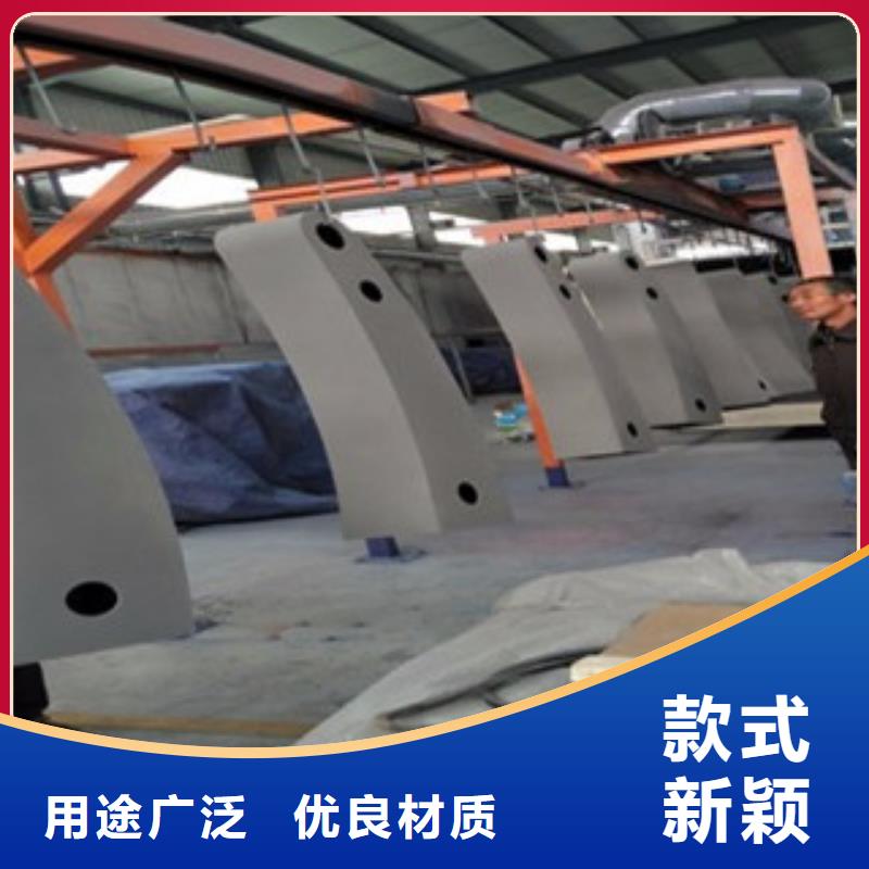 复合管防撞护栏镀锌喷塑钢板立柱放心购