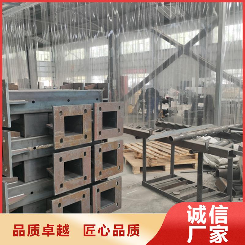 不锈钢复合管护栏不锈钢复合管道路栏杆厂家