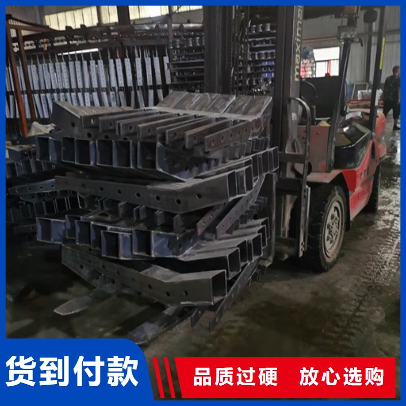 护栏立柱镀锌管景观护栏价格实惠工厂直供