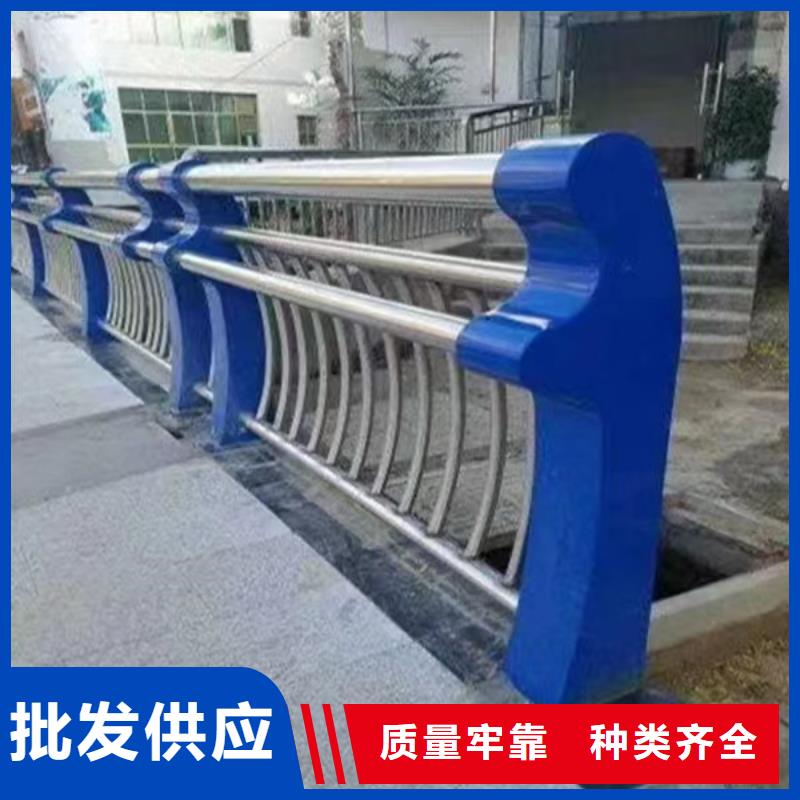 人行道护栏,防撞钢栏杆厂家材质实在